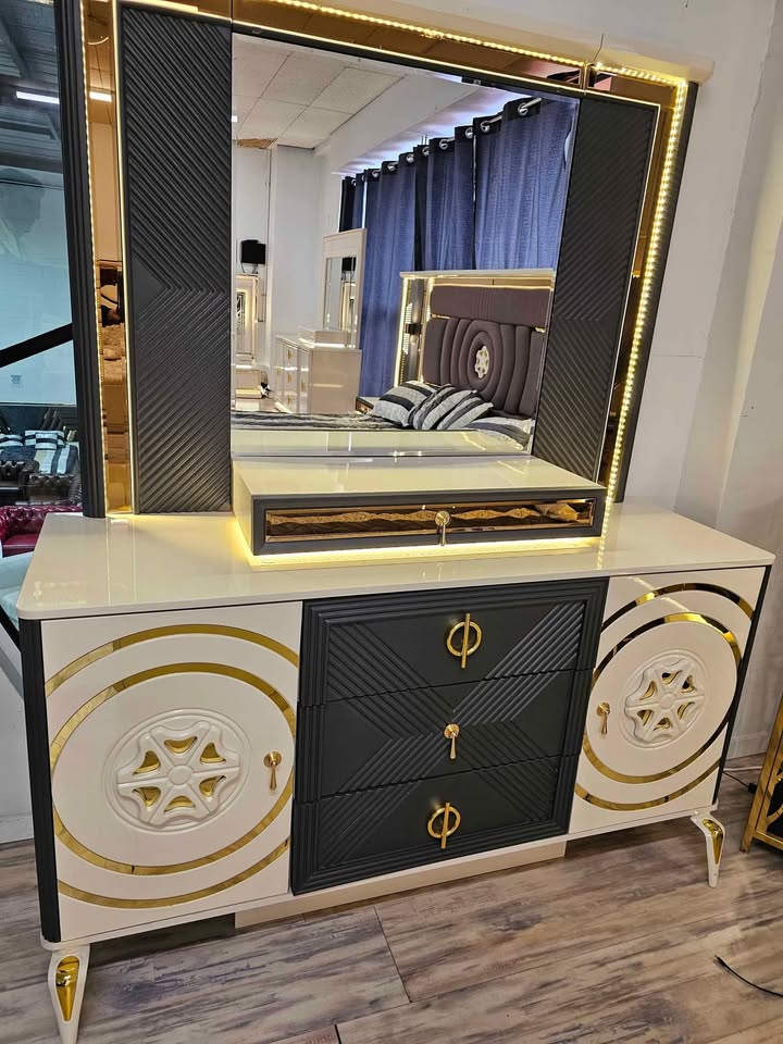 King size bed 2 side tables 1 dressing table 2 +mattress - Image 3